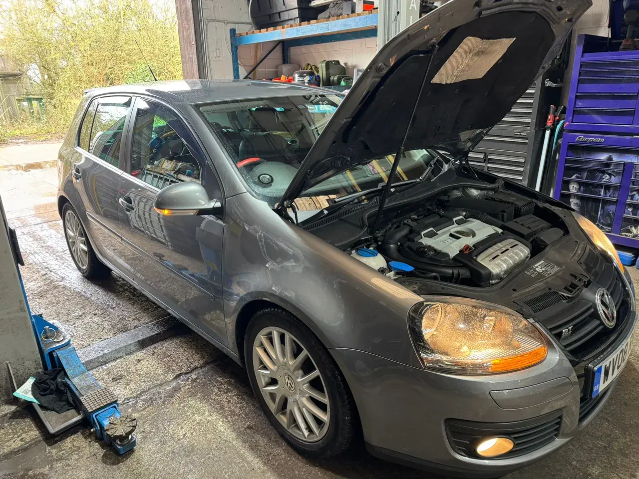 Car diagnostics & fault finding at Janz Performance